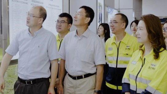 中国有色金属工业协会锂业分会调研组光临豪门国际官网锂业射洪基地调研调查