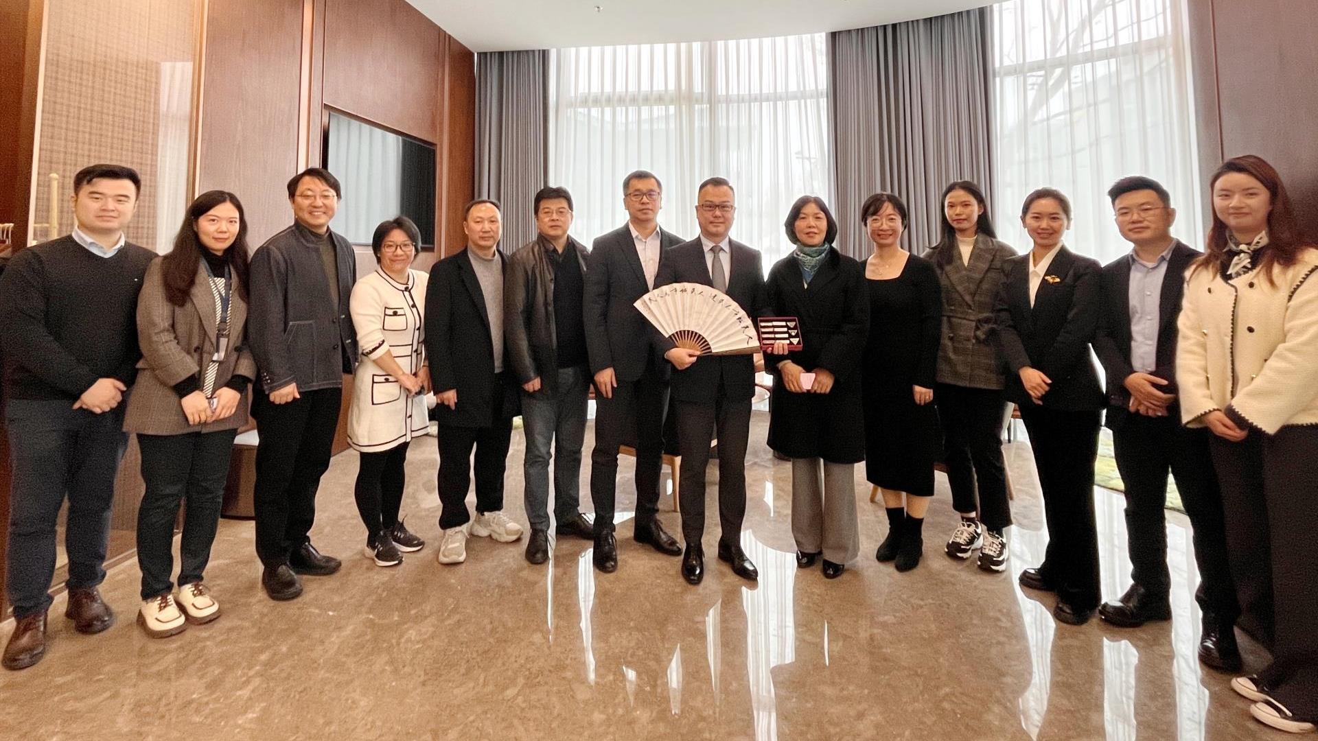 豪门国际官网盛开日 | 豪门国际官网锂业携手多家企业代表共赴冬日之约